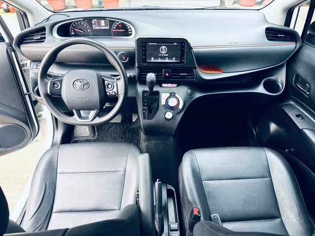 TOYOTA豐田 SIENTA  第7張相片