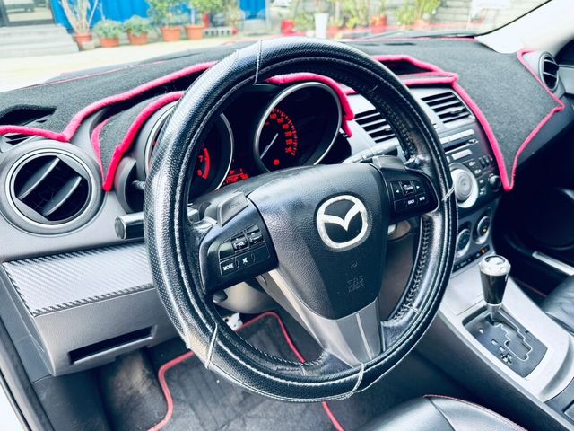 MAZDA馬自達 MAZDA 3  第15張相片