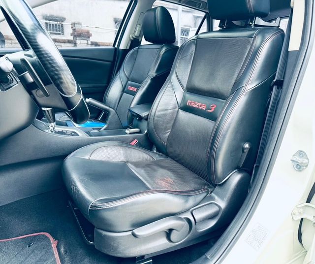 MAZDA馬自達 MAZDA 3  第21張相片