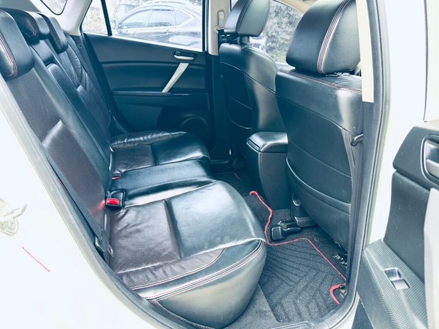 MAZDA馬自達 MAZDA 3  第27張相片