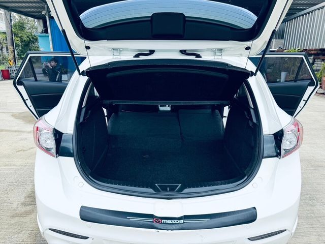 MAZDA馬自達 MAZDA 3  第31張相片