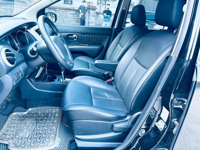 NISSAN日產 LIVINA  第21張相片