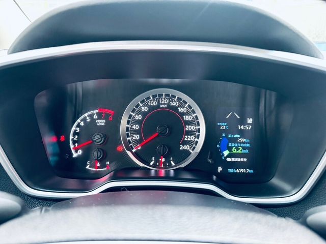 TOYOTA豐田 ALTIS  第17張相片