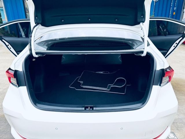 TOYOTA豐田 ALTIS  第29張相片
