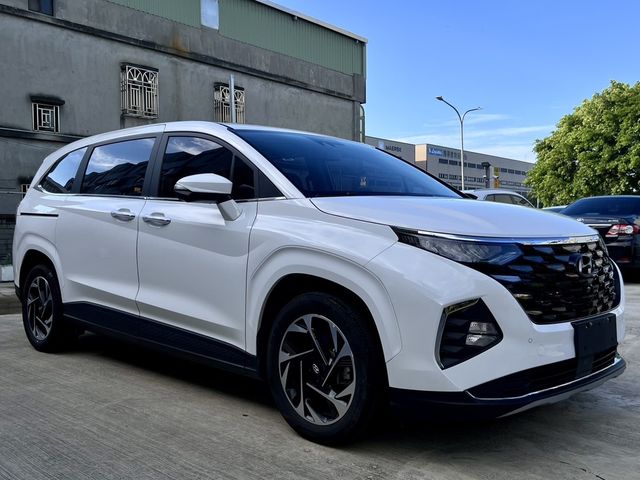 HYUNDAI現代 CUSTIN  第2張相片