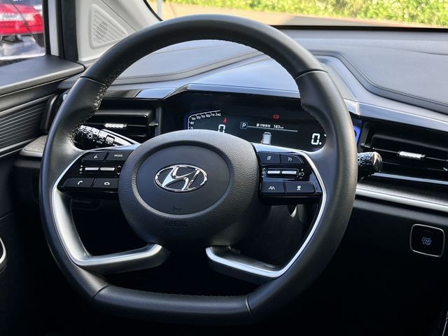 HYUNDAI現代 CUSTIN  第5張相片