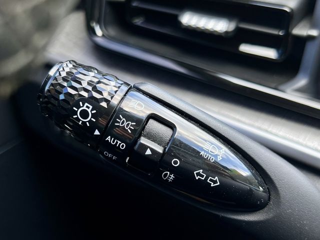 HYUNDAI現代 CUSTIN  第8張相片