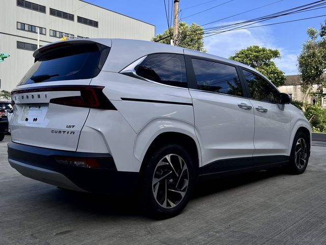 HYUNDAI現代 CUSTIN  第20張相片