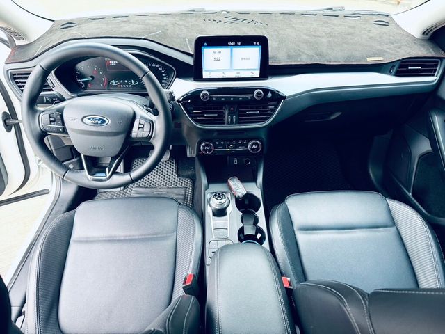 FORD福特 FOCUS  第7張相片