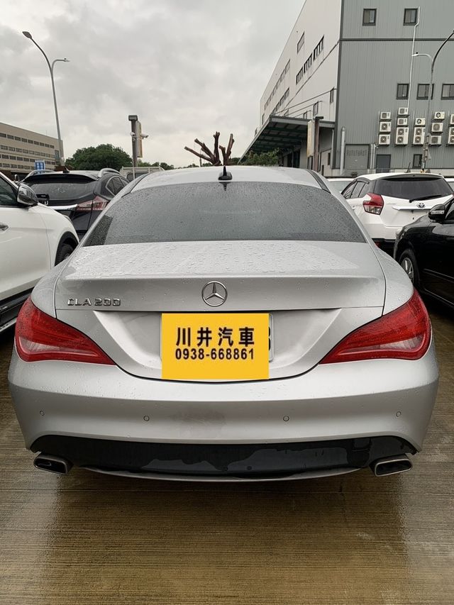M-BENZ賓士 CLA200  第3張相片