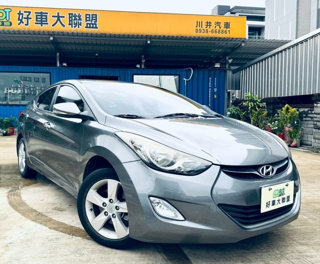 HYUNDAI現代 ELANTRA  第2張相片