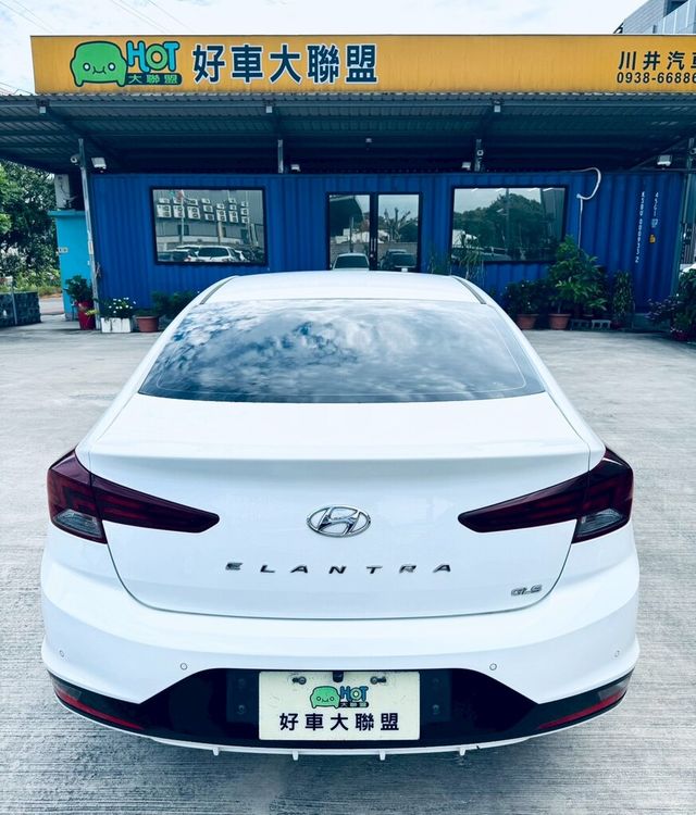 HYUNDAI現代 ELANTRA  第20張相片