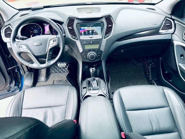 HYUNDAI現代 SANTA FE  第7張相片