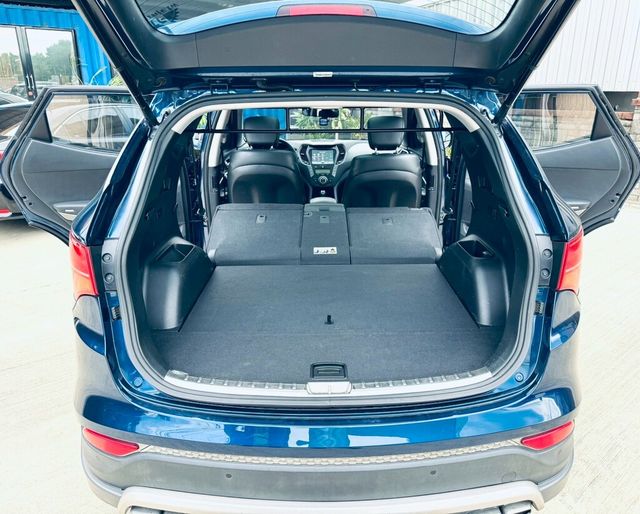 HYUNDAI現代 SANTA FE  第15張相片
