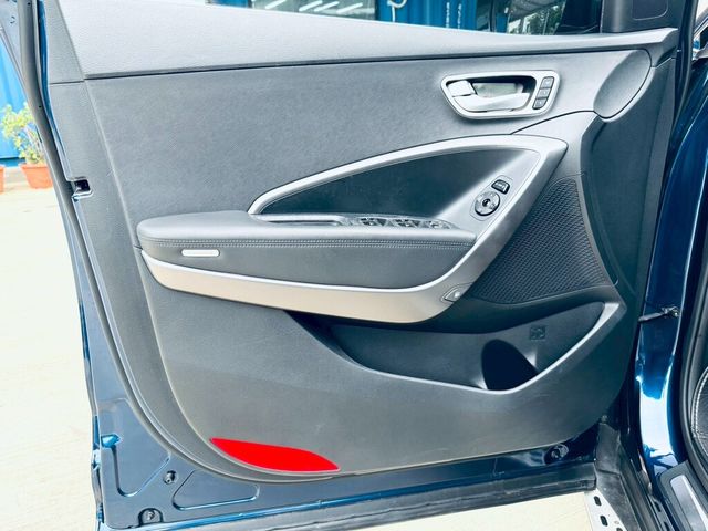 HYUNDAI現代 SANTA FE  第19張相片