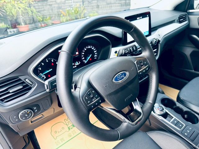 FORD福特 FOCUS WAGON  第8張相片