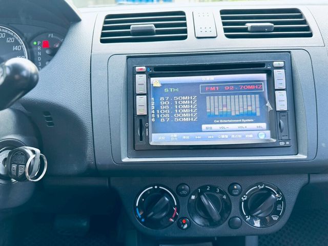 SUZUKI鈴木 SWIFT  第10張相片