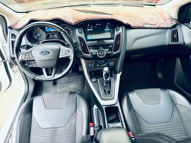 FORD福特 FOCUS  第7張相片