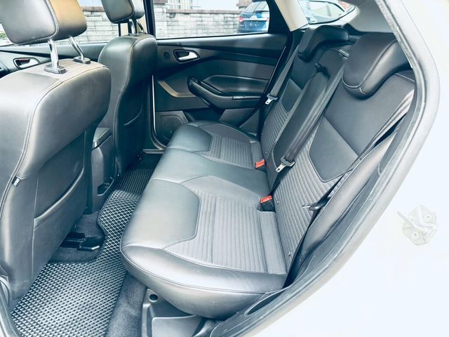 FORD福特 FOCUS  第12張相片