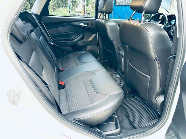FORD福特 FOCUS  第14張相片