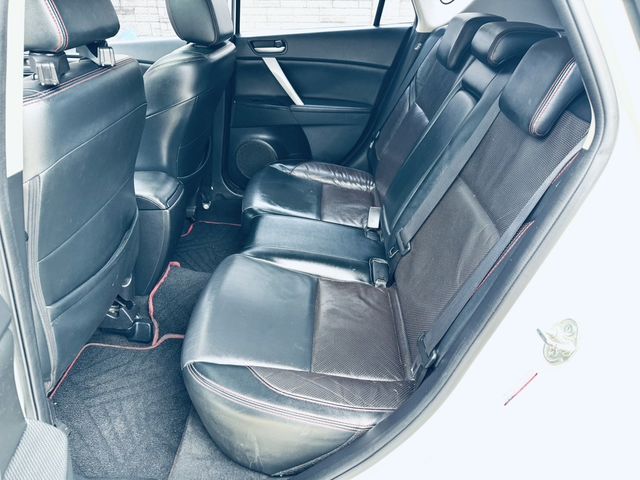 MAZDA馬自達 MAZDA 3  第9張相片