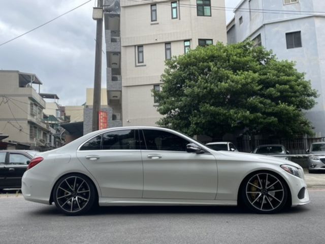 M-BENZ賓士 C400  第3張相片
