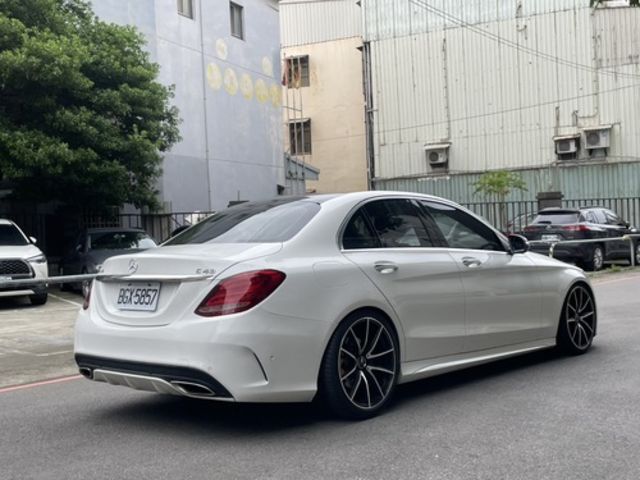 M-BENZ賓士 C400  第4張相片