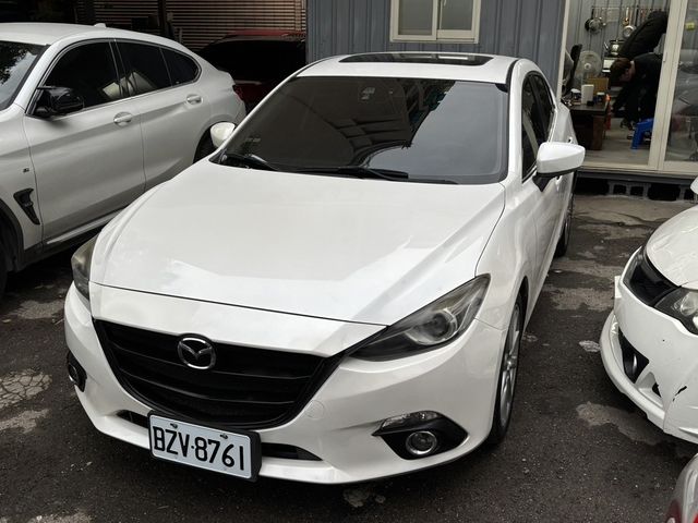 MAZDA馬自達 MAZDA 3  第2張相片