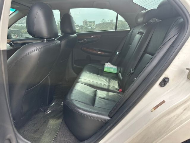 TOYOTA豐田 ALTIS  第6張相片