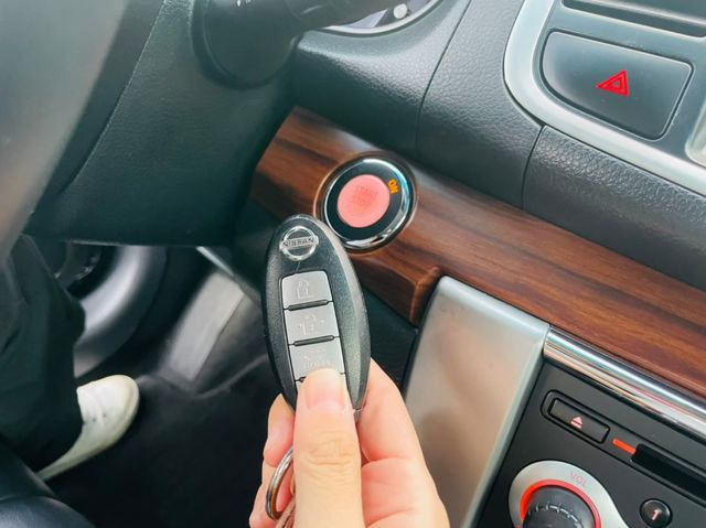 NISSAN日產 TEANA  第8張相片