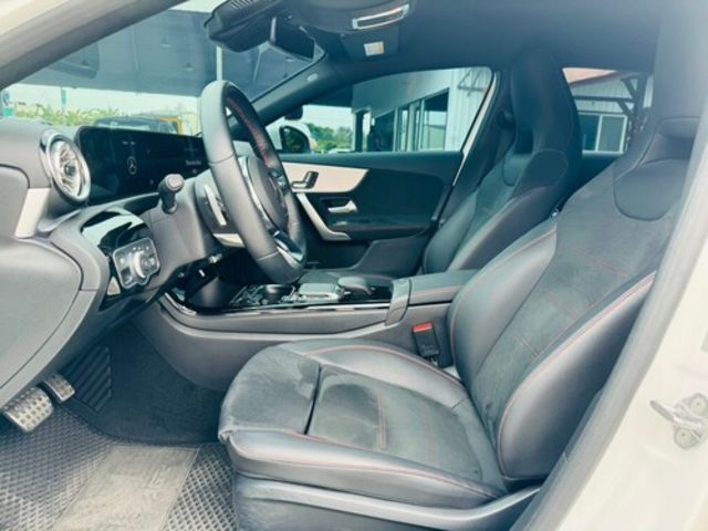 M-BENZ賓士 A180  第5張相片