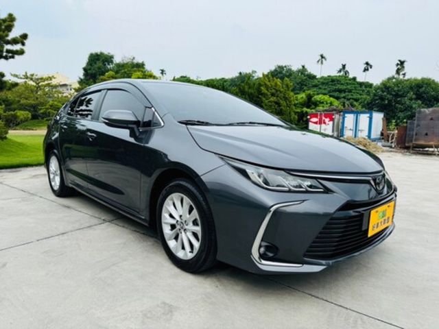 TOYOTA豐田 ALTIS  第3張相片