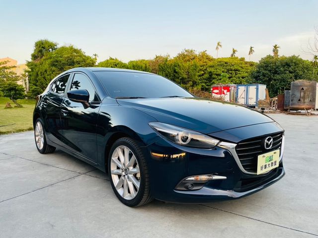 MAZDA馬自達 MAZDA 3  第3張相片