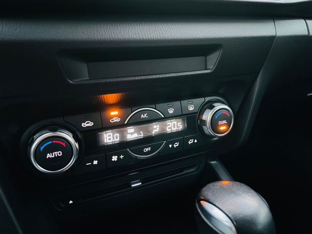 MAZDA馬自達 MAZDA 3  第12張相片