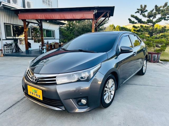 TOYOTA豐田 ALTIS  第1張相片