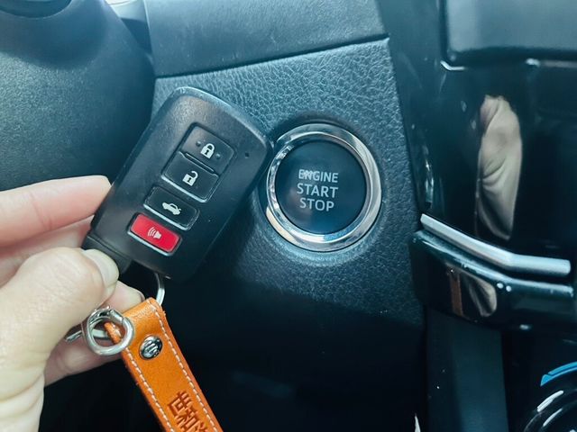 TOYOTA豐田 ALTIS  第9張相片