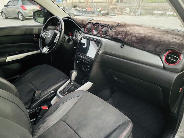 SUZUKI鈴木 VITARA  第15張相片