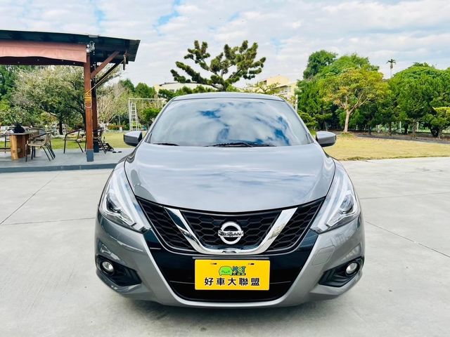 NISSAN日產 TIIDA  第3張相片