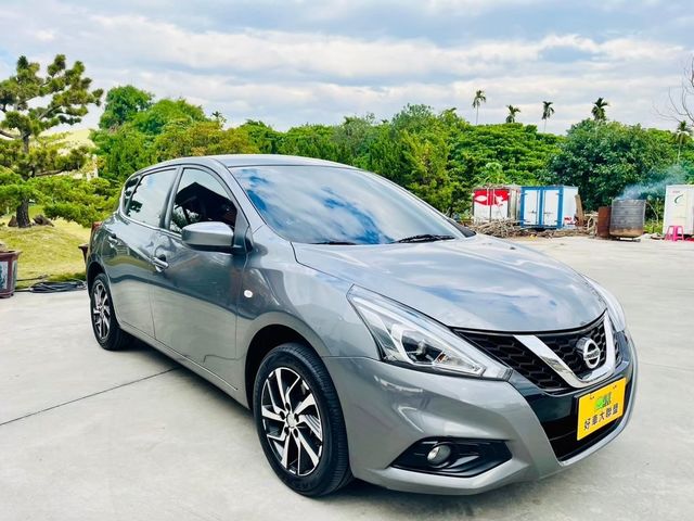 NISSAN日產 TIIDA  第5張相片