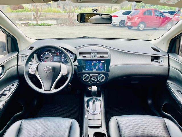 NISSAN日產 TIIDA  第25張相片