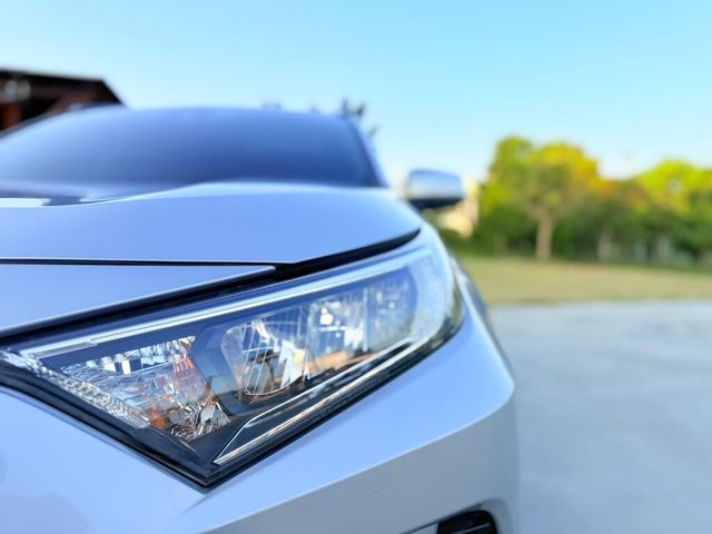 TOYOTA豐田 RAV4  第7張相片