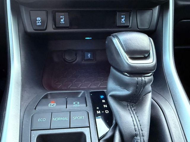 TOYOTA豐田 RAV4  第21張相片