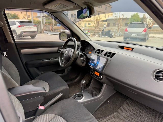 SUZUKI鈴木 SWIFT  第10張相片