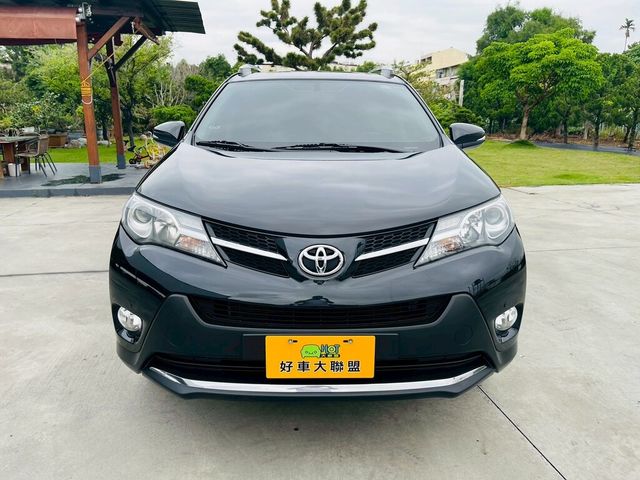 TOYOTA豐田 RAV4  第2張相片