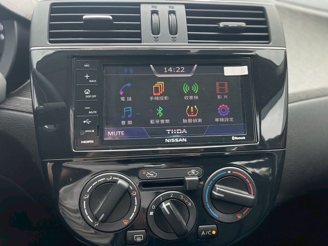 NISSAN日產 TIIDA  第9張相片