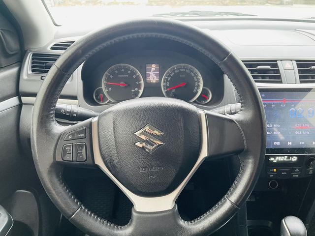 SUZUKI鈴木 SWIFT  第6張相片