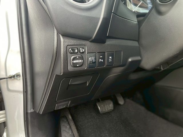 TOYOTA豐田 ALTIS  第7張相片