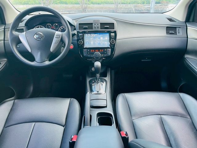 NISSAN日產 TIIDA  第8張相片