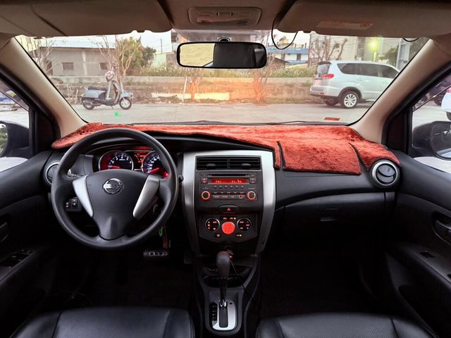 NISSAN日產 LIVINA  第5張相片