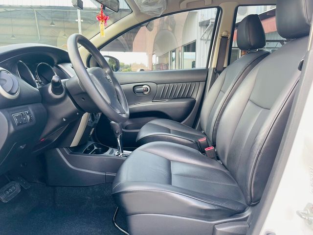 NISSAN日產 LIVINA  第5張相片